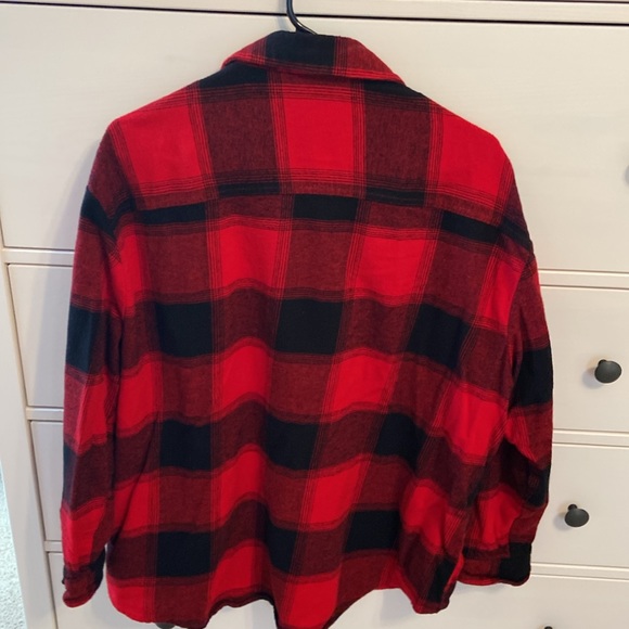 Old Navy The Boyfriend Shirt - Picture 2 of 5